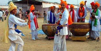 dhamal nrity-हरियाणा लोक वाघ-यंत्र (Musical Instruments in Haryana)-sukrajclasses.com